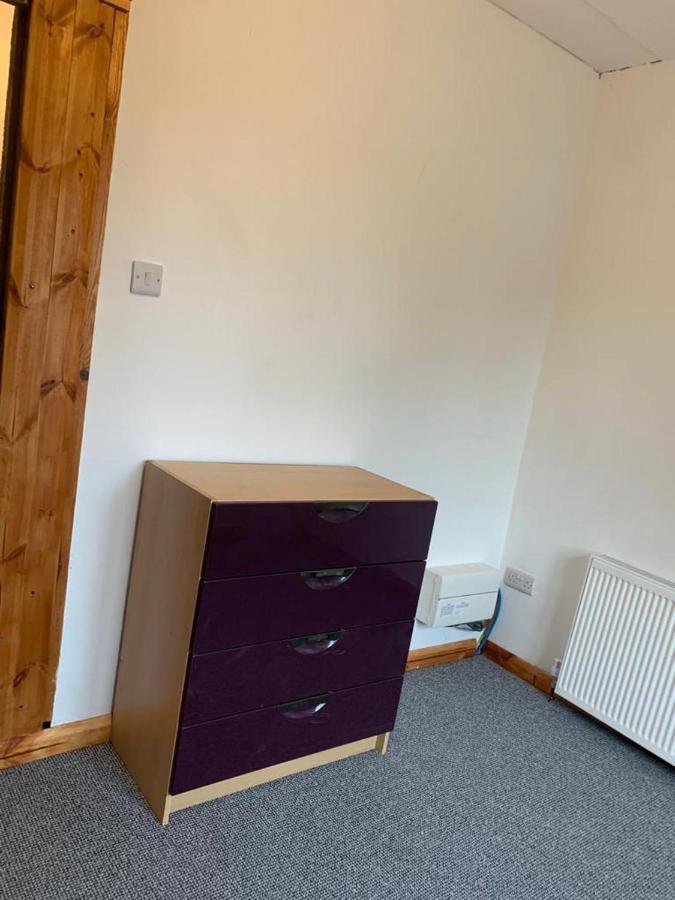 One Lovely Apartmt 1 Double & 2 Camp Beds Apartment Stoke-on-Trent Luaran gambar